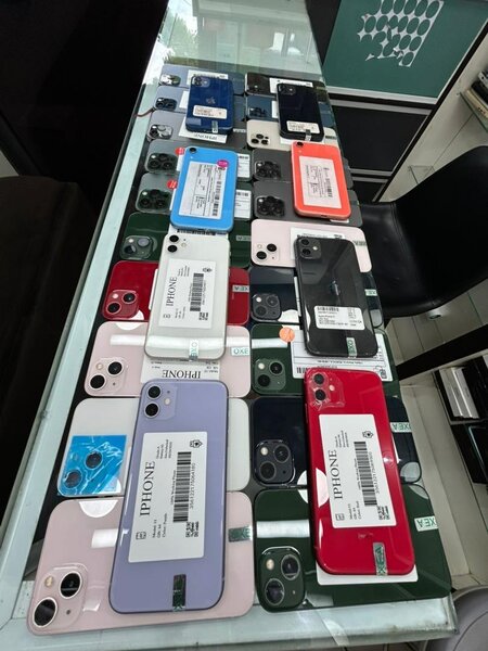 Samsung / IPhone / et dautres