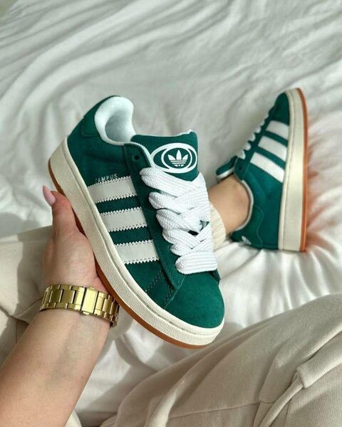 Adidas campus