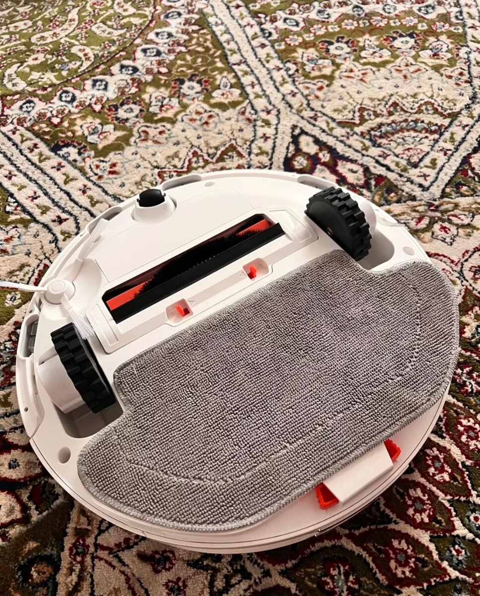 Робот пылесос