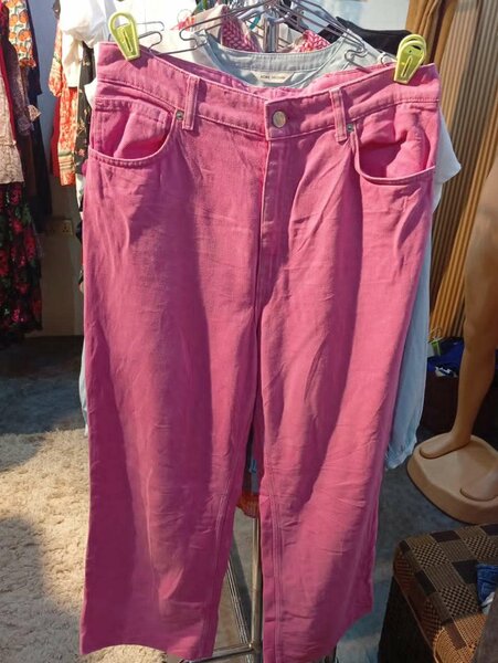 Ladies jeans sizes 8-18