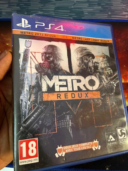 Metro Redux PS4 CD