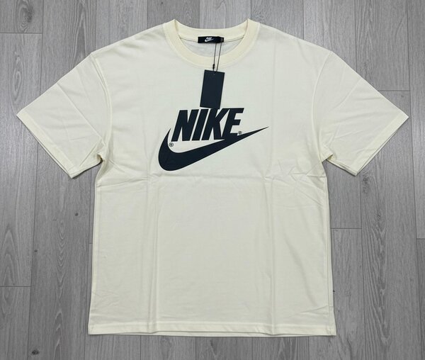 T-shirt Nike classique pour hommes