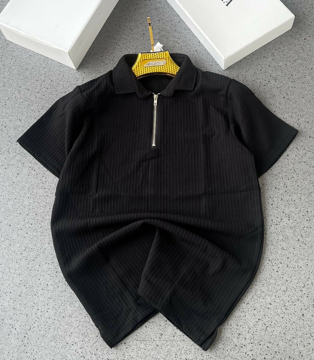 BLACKMEN V-NECK T-SHIRT AVAILABLE NOW SIZES RANGES FROM L X