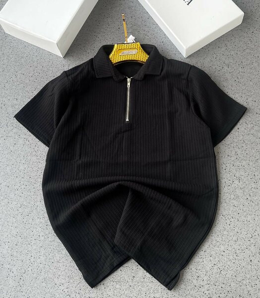 BLACKMEN V-NECK T-SHIRT AVAILABLE NOW SIZES RANGES FROM L X