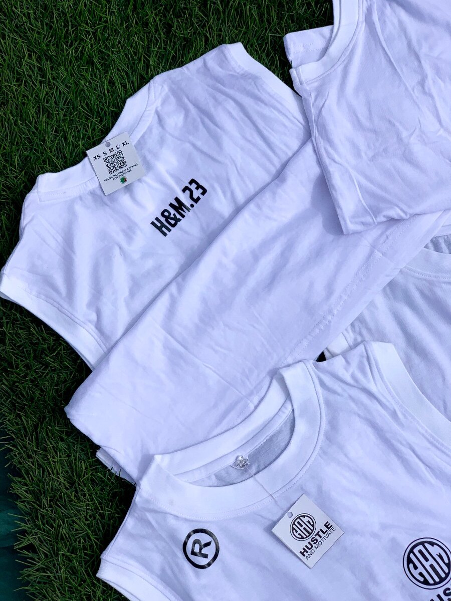 Hustle and motivate vests k100