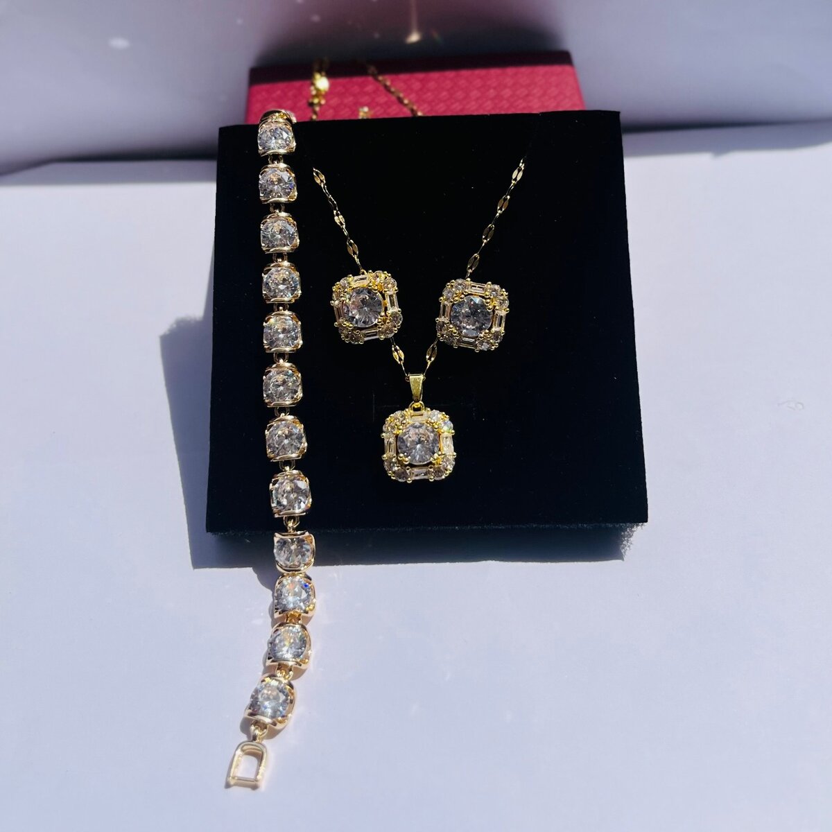 Necklace and bracelet