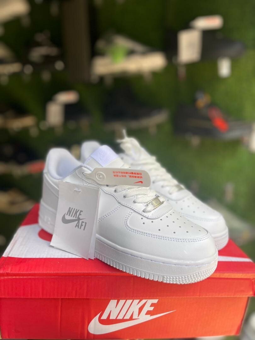 Original Airforce 1 black and white