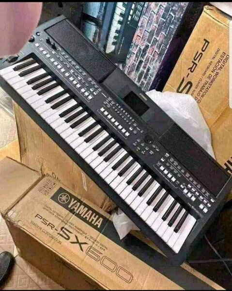 Piano numérique Yamaha PSR