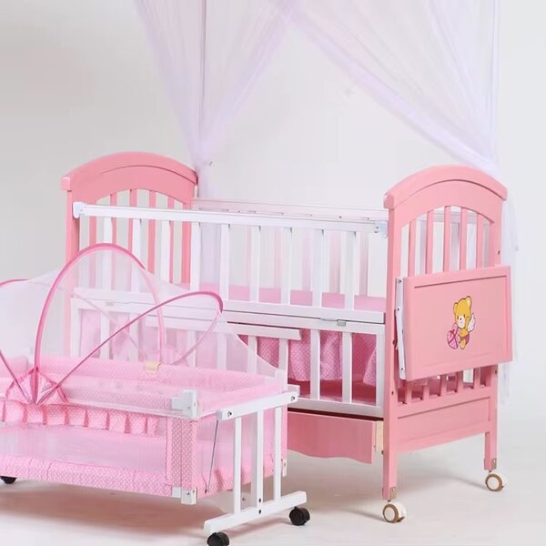 Berceau bébé avec moustiquaire