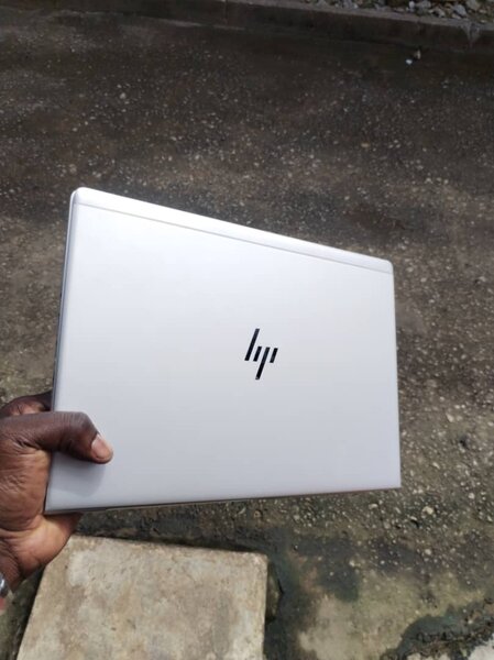 HP Laptop 15.6" i5 8GB RAM