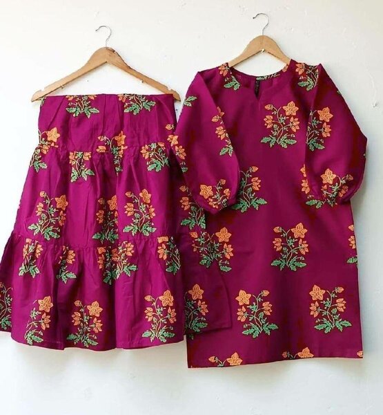 2 pcs woman's stitched linen printed suit