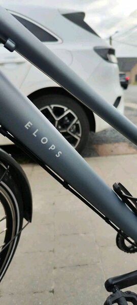 Vélo de ville Elops élégant