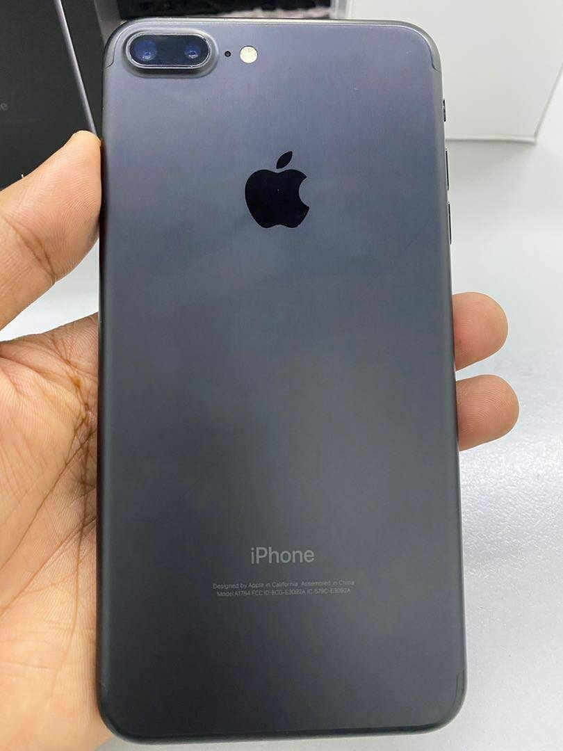 iPhone 7plus 32gig ,very neat as seen