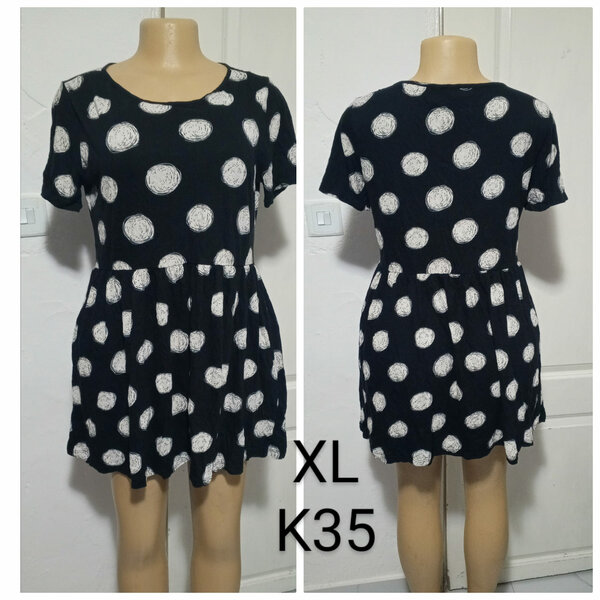 Women's dress in black with white print , size XL