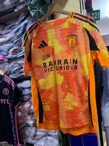 Maillot de football coloré