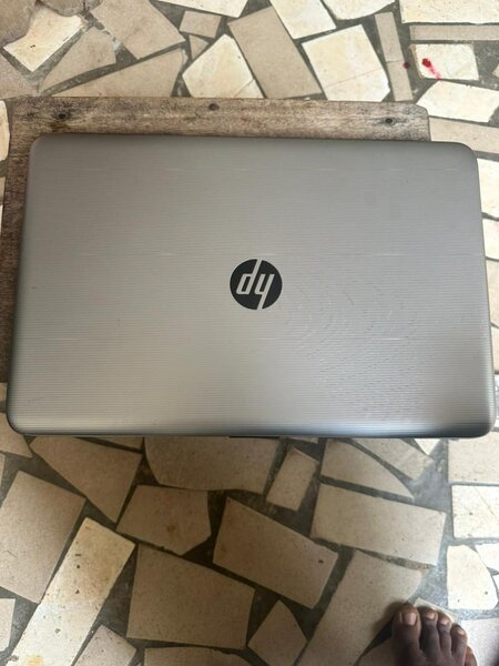 HP core i3