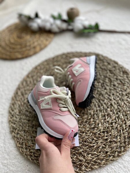 Кроссовки NB