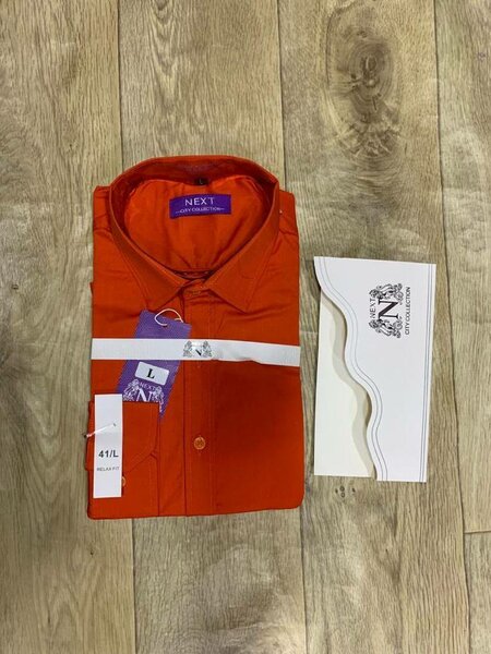 Chemise rouge élégante