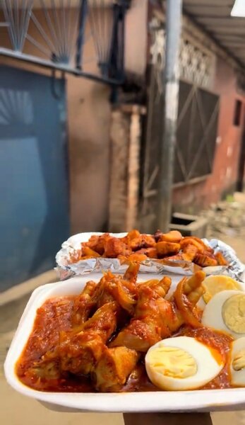 Délice de plantains frits et œufs