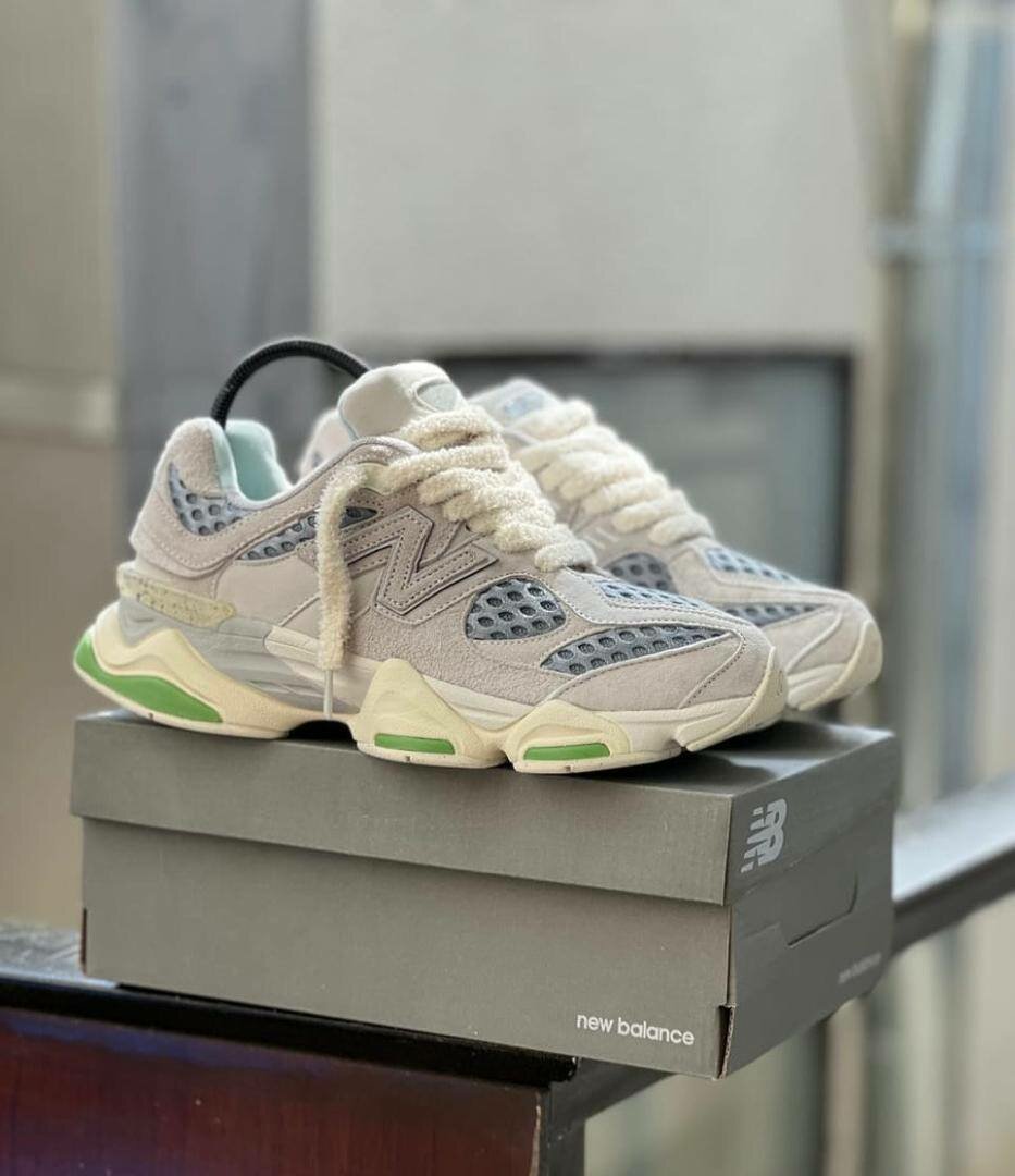 New Balance 9060