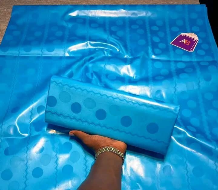 Montres connectées étanches