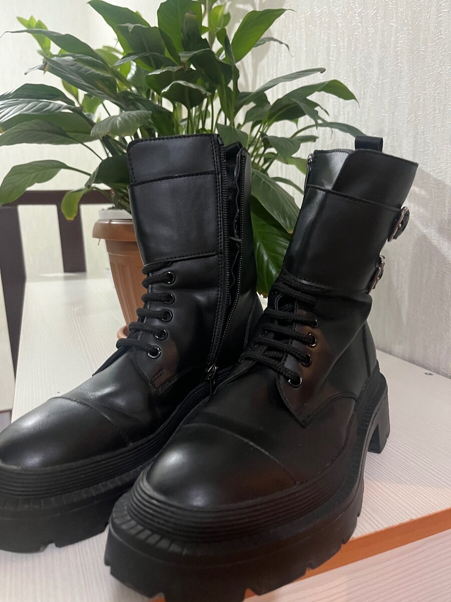 Кожаные ботинки не разу не отдеты зимние качественные турец