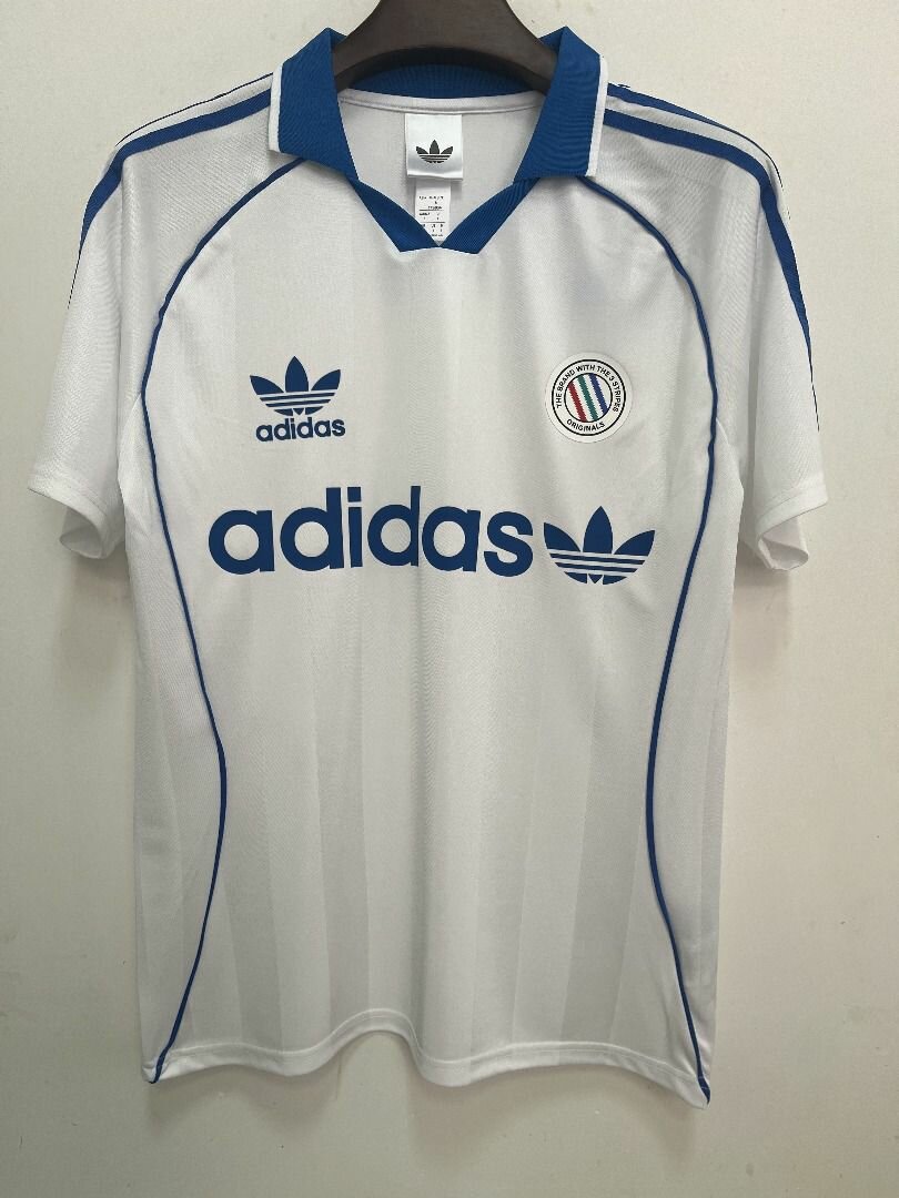 Maillots rétro Adidas