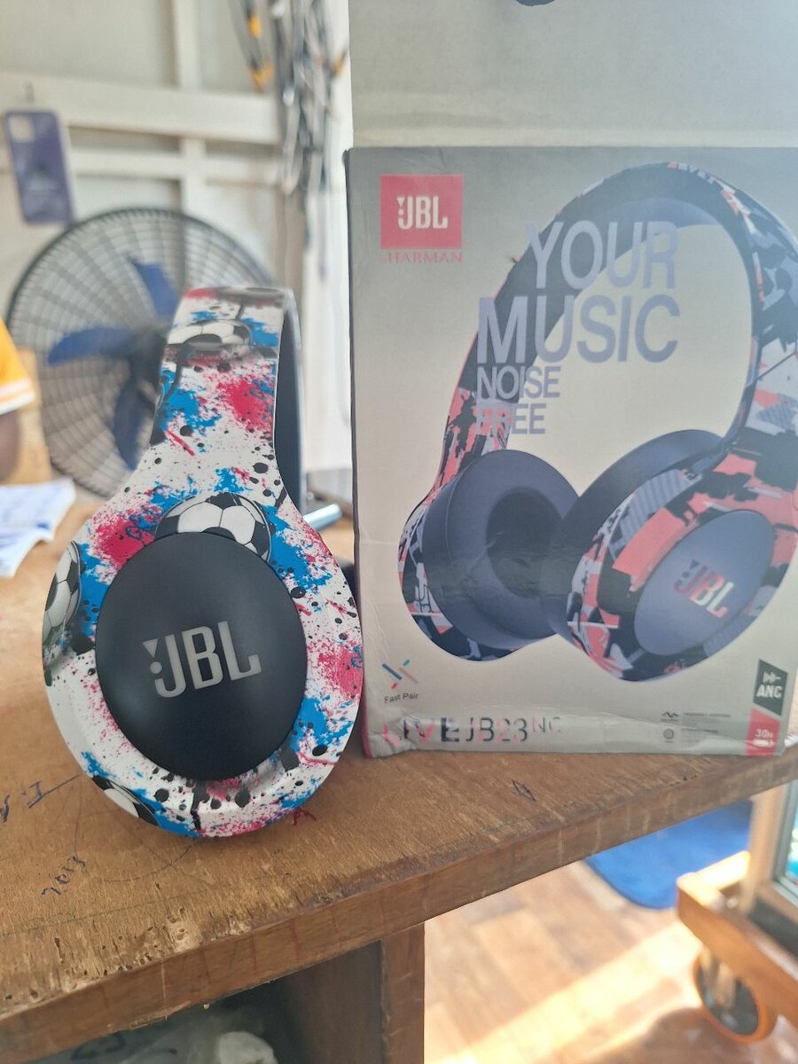Casque JBL Anti-Bruit Coloré