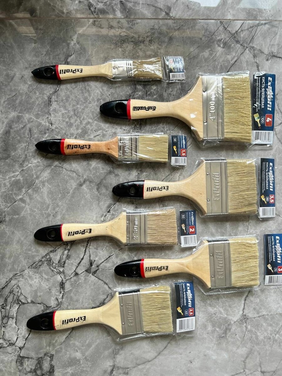 Кисточки топоры