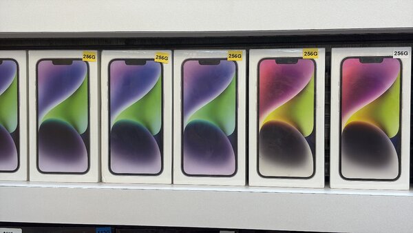 iPhone 14 simple 256 giga