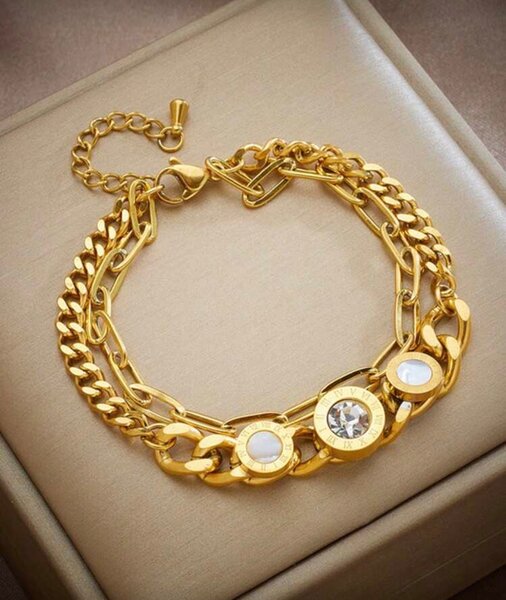 Bracelet doré élégant