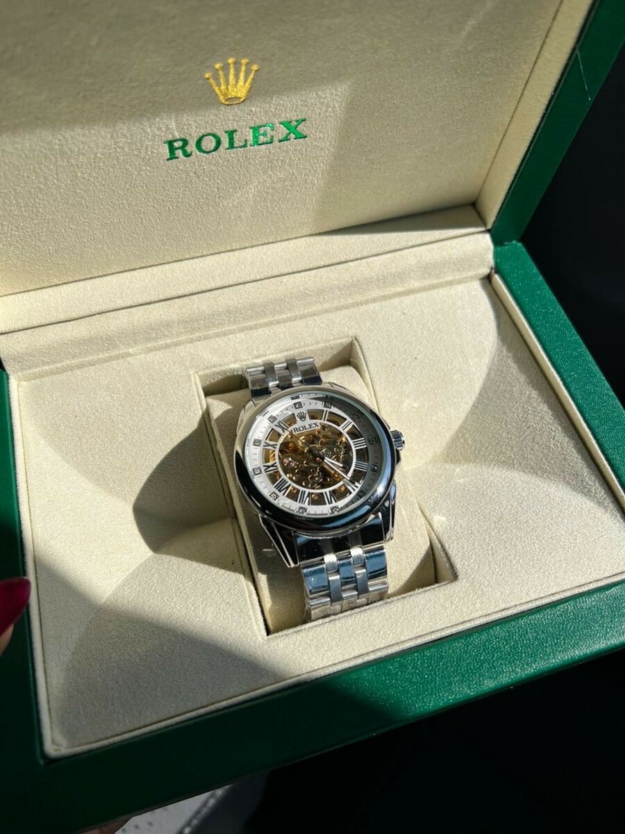 Часы Rolex гарантия 2-3года