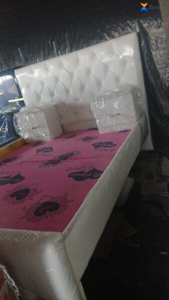 Lit capitonné plusieurs modèle