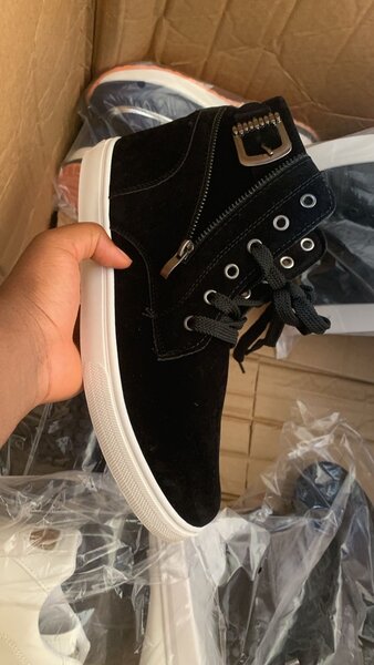 Baskets montantes noires homme