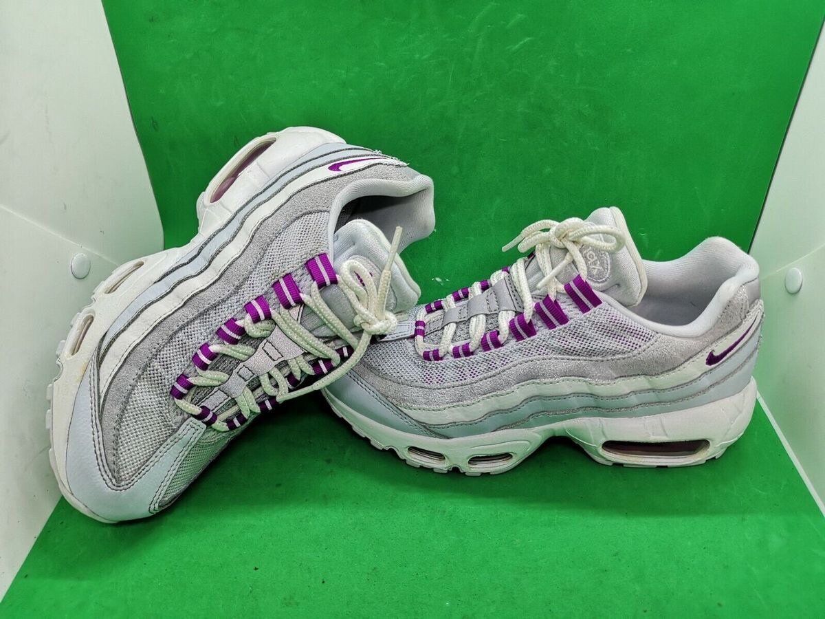 Nike Air max original, couleur blanc avec design violet nike