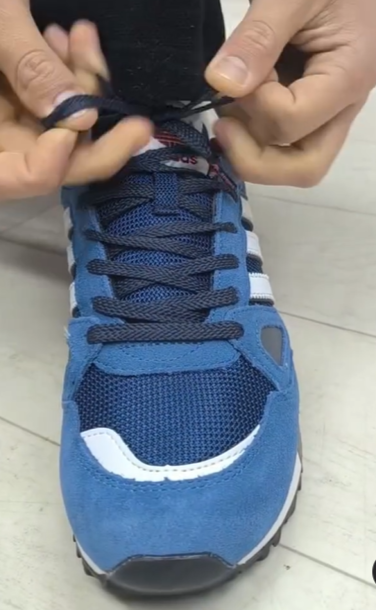 Мужские кроссовки