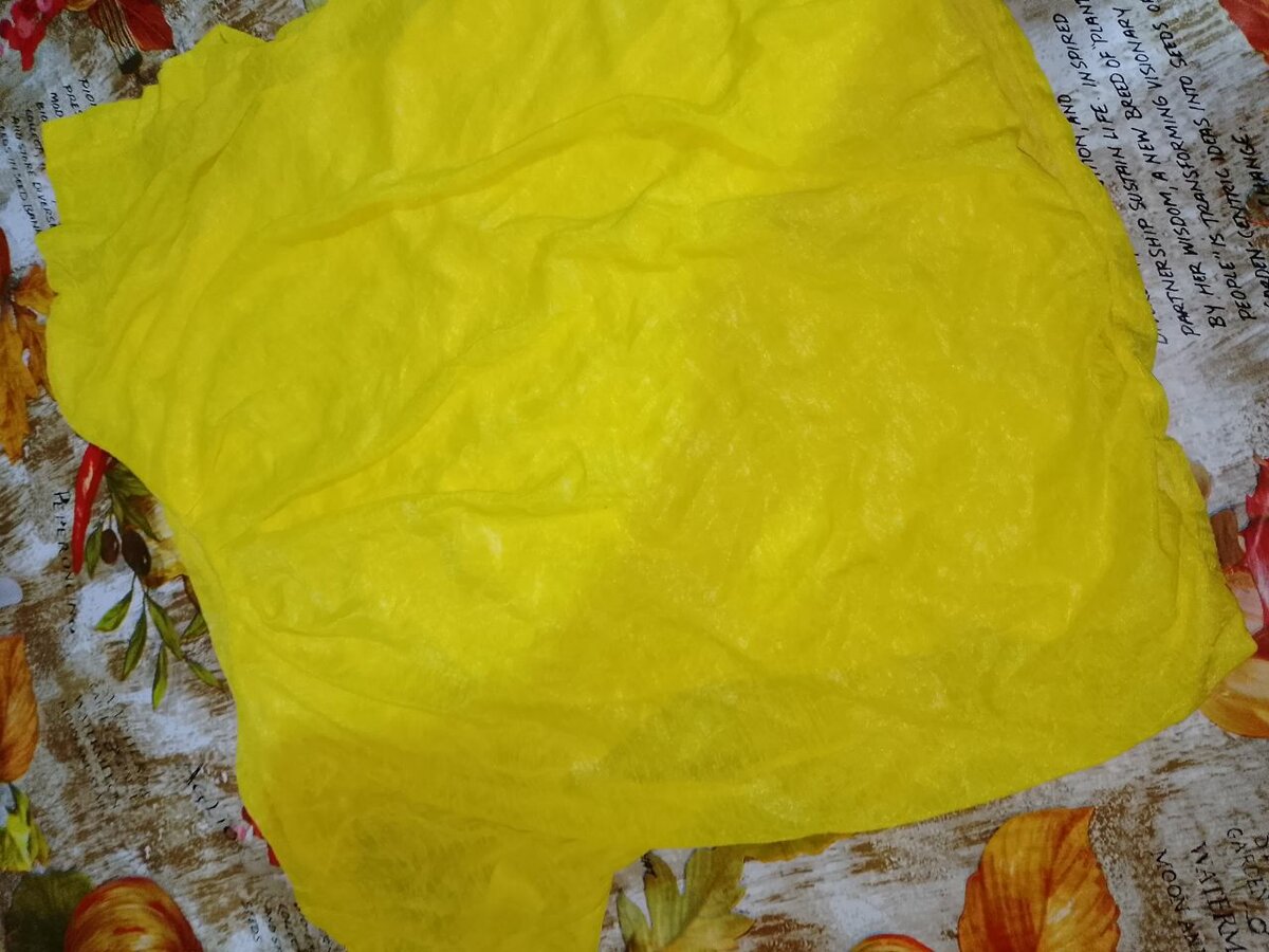 Chiffon jaune léger
