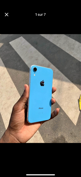 iPhone XR Bleu Débloqué 64Go