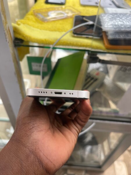 iPhone 12 mini Blanc 64GB