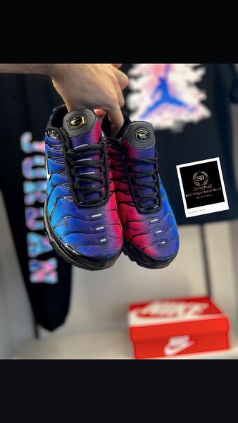 Basket NIKE TN original dans carton