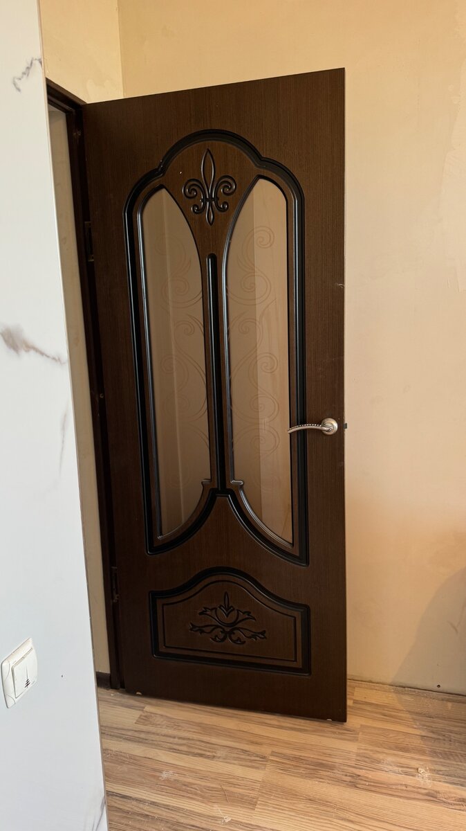 Продаю межкомнатные двери