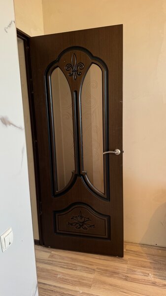 Продаю межкомнатные двери