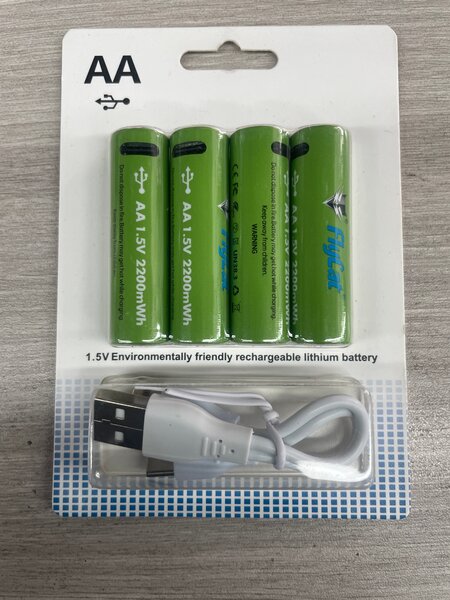Piles Rechargeables AA 2200mAh