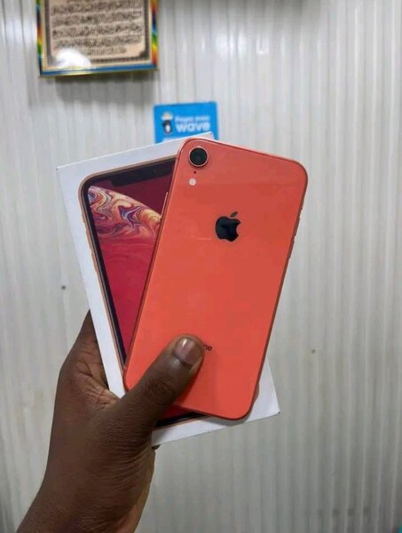 iPhone XR 64 Go Neuf