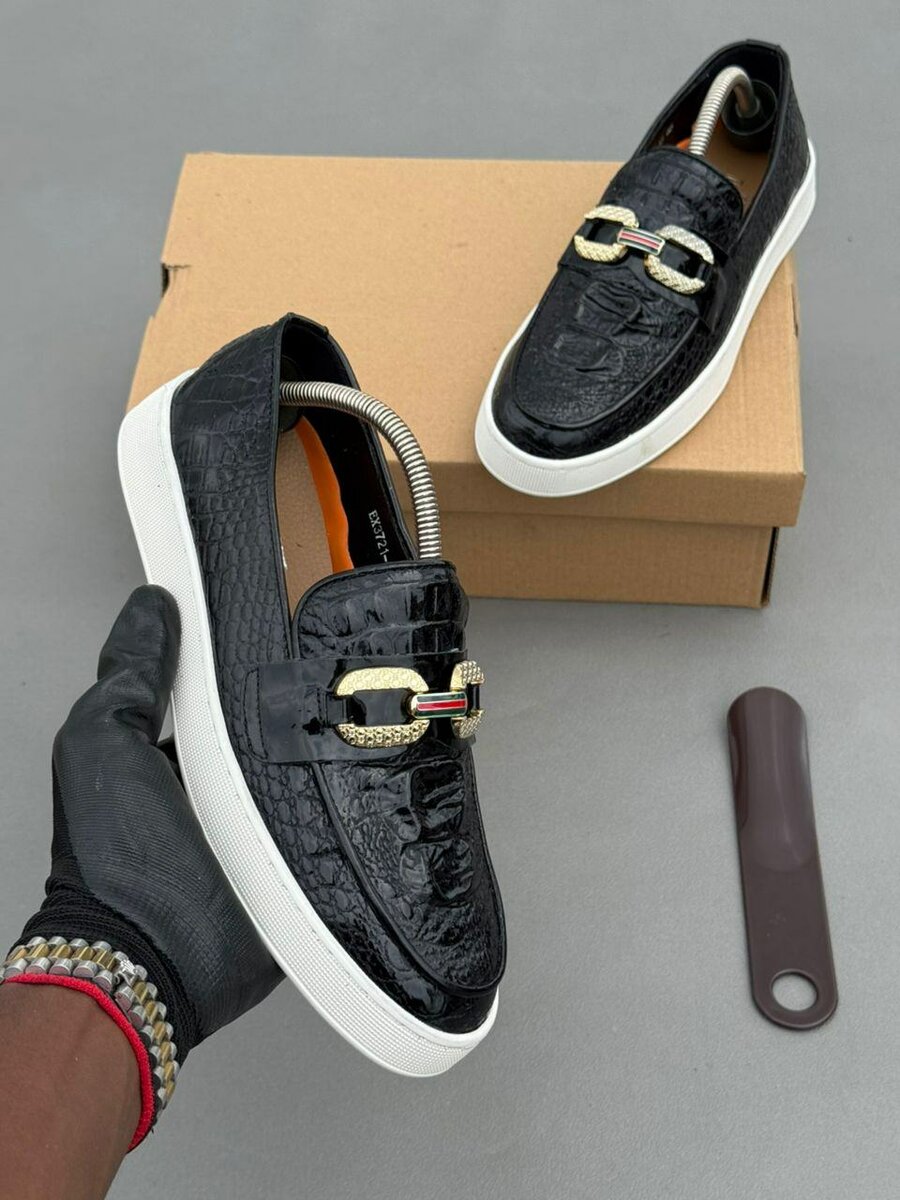 Mocassins en cuir noir luxe