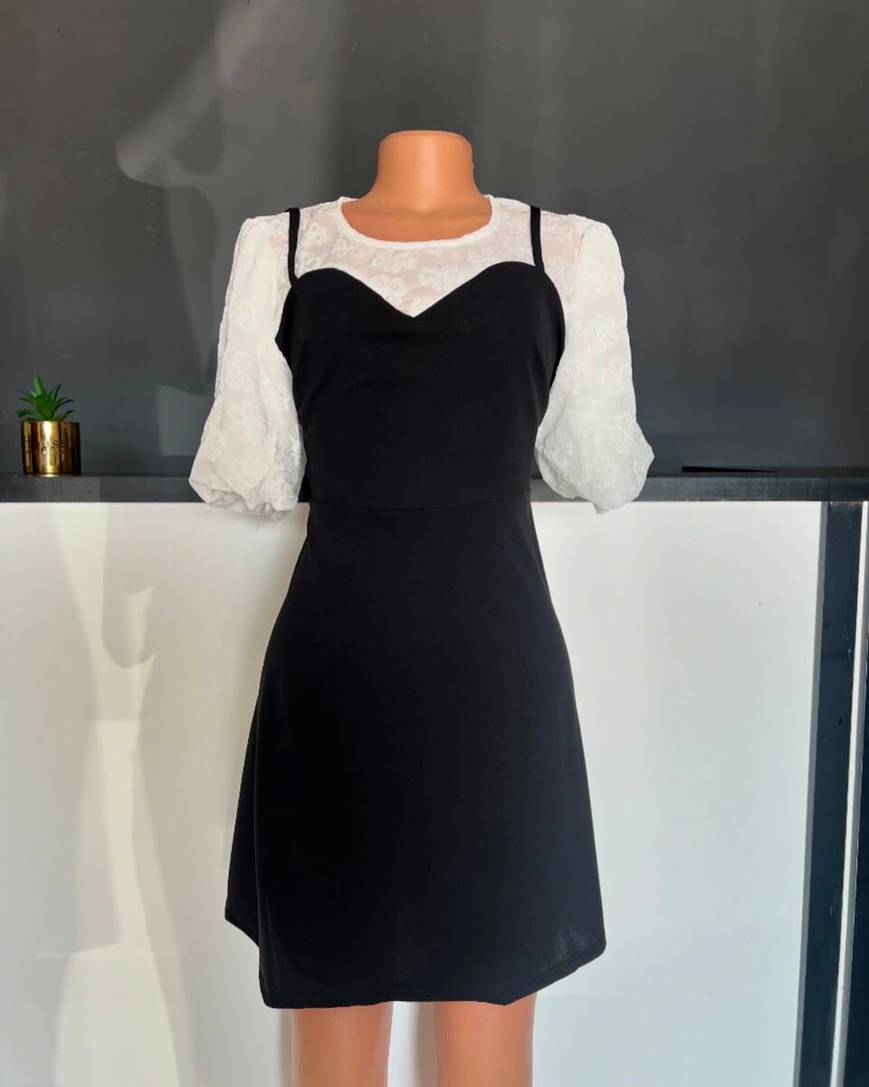  women's beautiful dress 