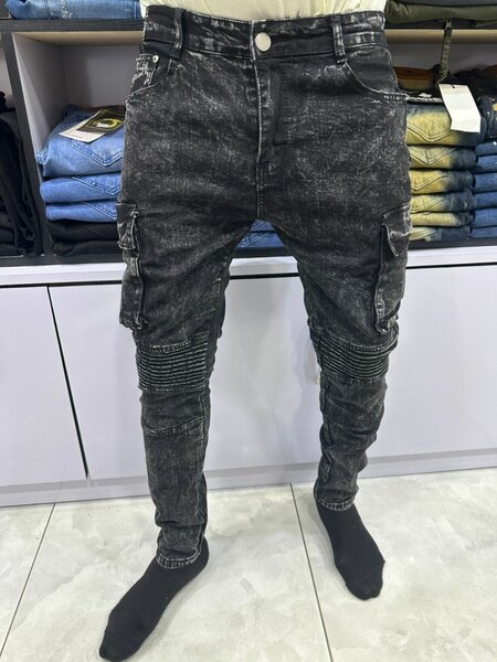 Jean cargo homme moderne