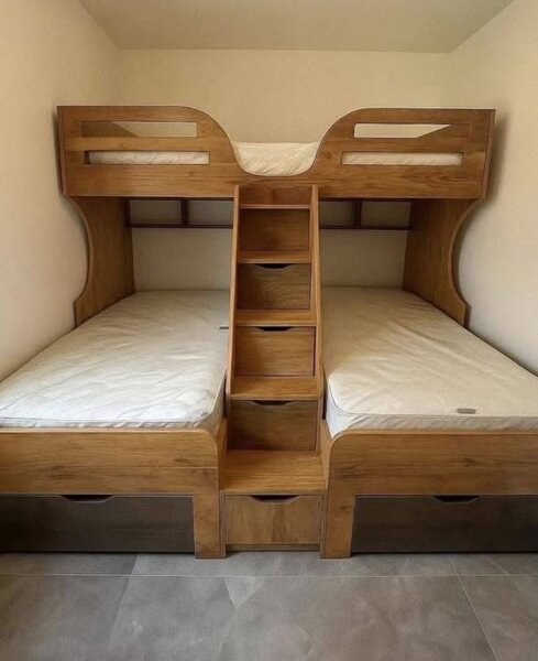 Lit superposé en bois