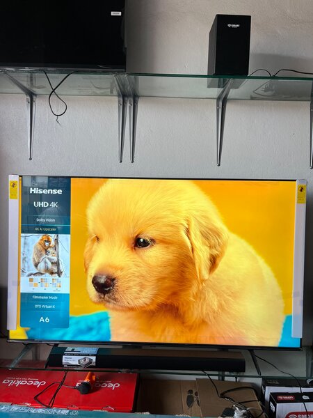 Hisense 65 p Télévision UHD 4K