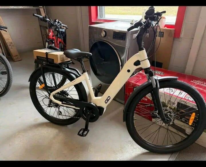 Vélo électrique urbain moderne